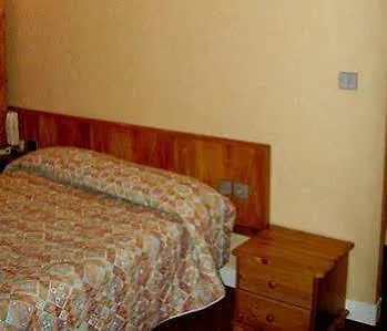 Otel De Cabourg