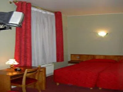 Otel De Cabourg 2*
