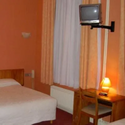 Otel De Cabourg
