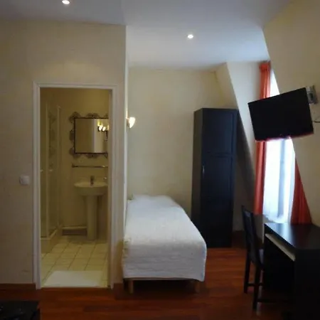 فندق De Cabourg 2*